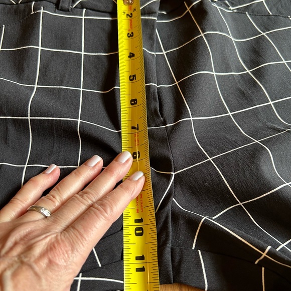Windowpane check black spring pant - Picture 3 of 6